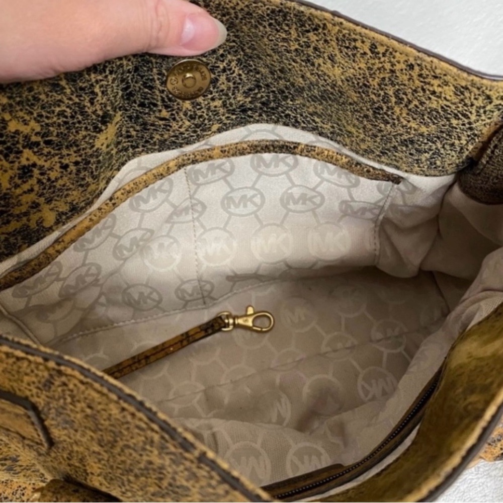 Michael Kors Women's Bronze Metallic Hamilton Gold Chunky Chain Strap Satchel - Picture 11 of 16
